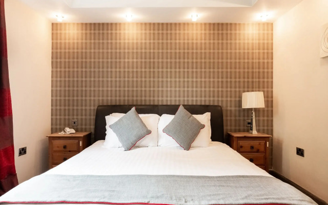 The Gables Hotel