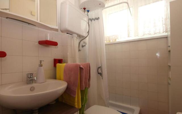 Apartments Dragica 473