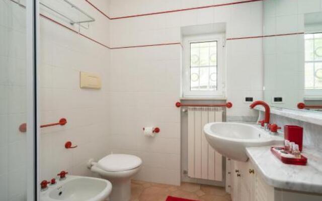 magicstay - flat 3 bedrooms 3 bathrooms - garlenda