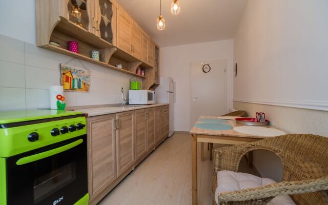 Apartment Pastel
