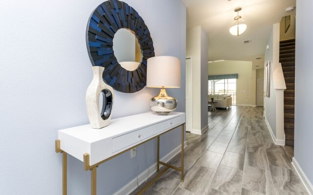 Beautiful Home W/private Pool & Spa, Near Wdw!