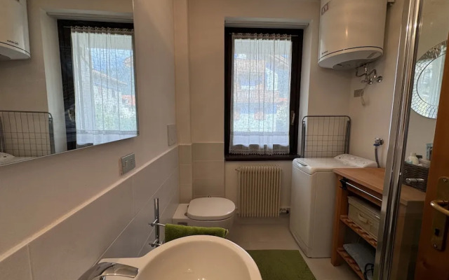 018 Bilocale in Centro Pinzolo