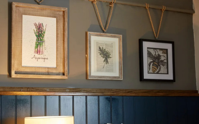 Kings Head Masham by Greene King Inns