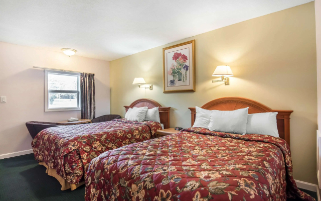 Rodeway Inn Bellows Falls