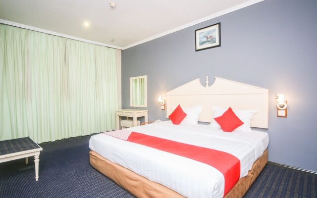 OYO 563 Jockey Lodge Hotel