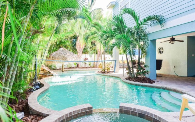 Blue Water View Apartment 6