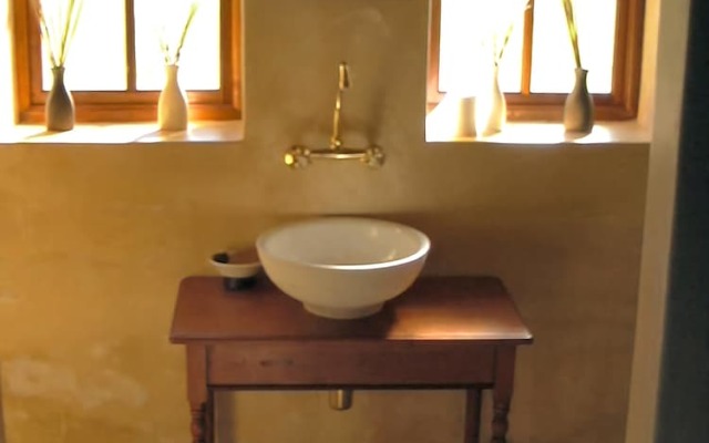 SCALI Wine LODGE