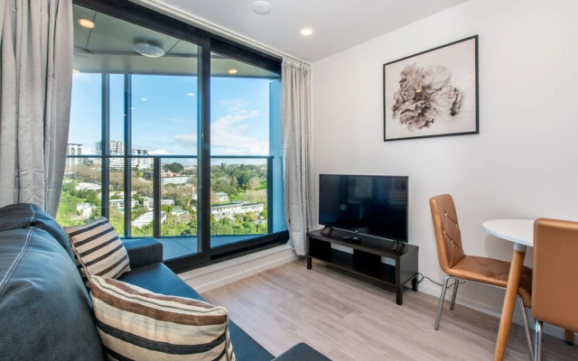 Ehome - Brand New In CBD with Pool, Sauna, Gym, Netflix – Guest Rooms – Auckland