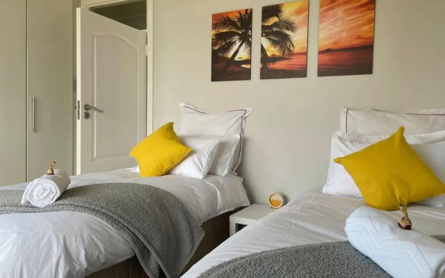 Odenvillea House - Amazing Sea Views