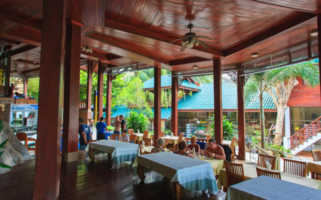 Haad Yao Bayview Resort & Spa