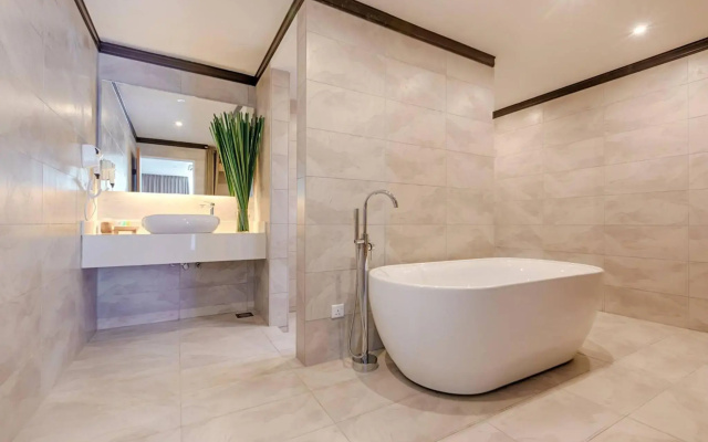 Lot 33 Boutique Hotel