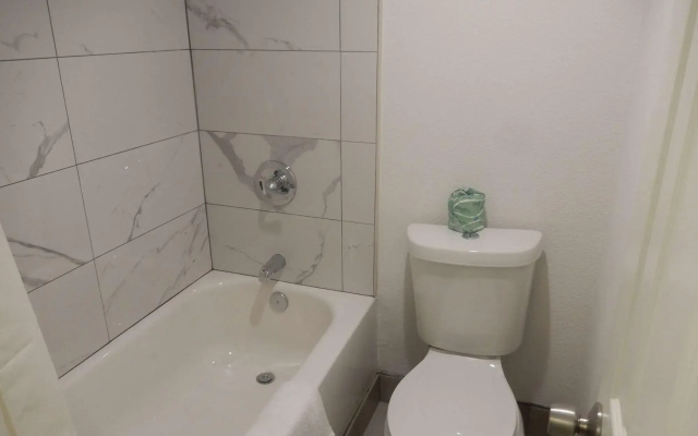 Venetian Inn & Suites Houston