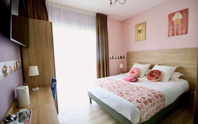 The Original Boutiques, Hotel Lakeside