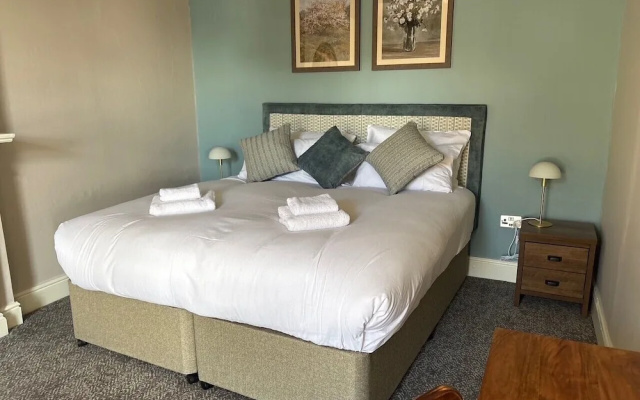 The Oakhouse Hotel