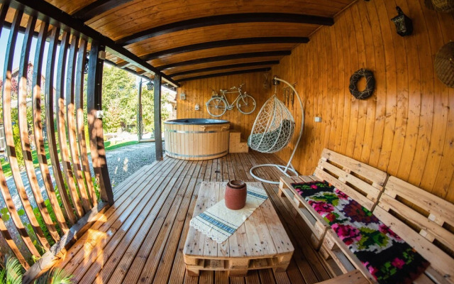 Casa Dives, Transylvania