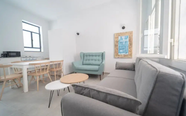 YalaRent Boutique apartments in Jaffa's flea market - Families only