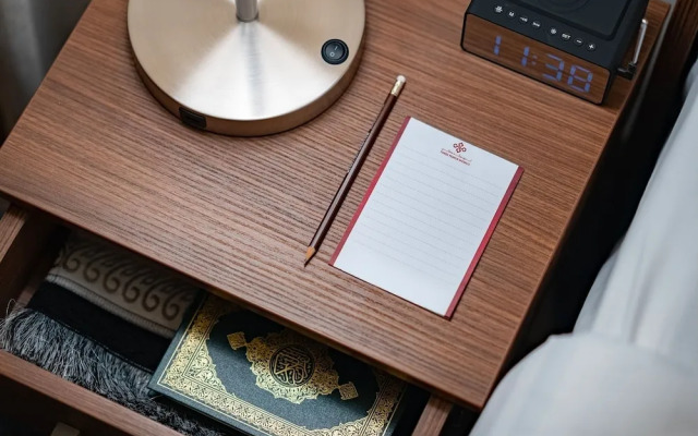 Three Pearls Musalli Makkah