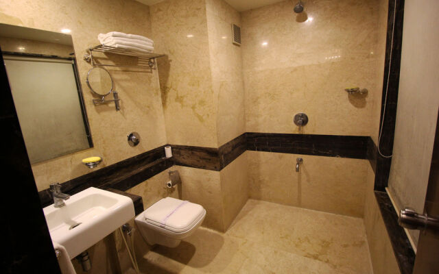 OYO Premium Jubilee Garden Jawahar Road