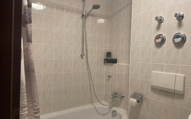 Modernes Apartment I Parkplatz I Netflix I Zentrum
