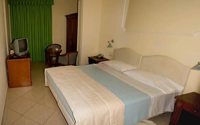 Hotel Marinella
