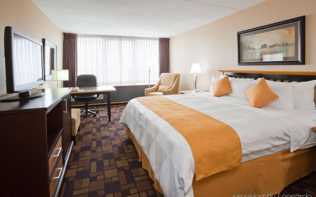 Radisson Hotel Milwaukee West