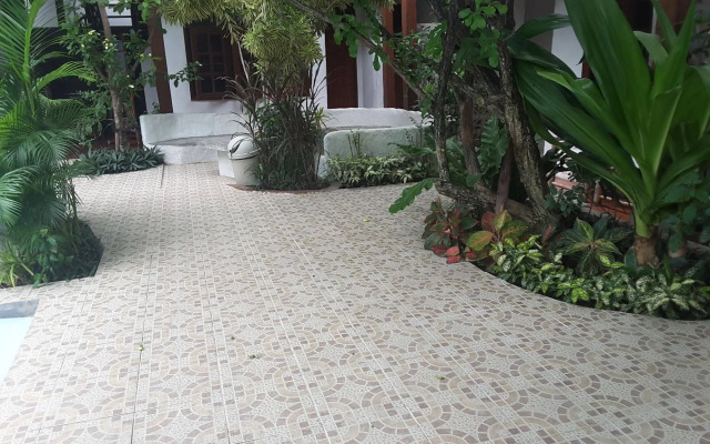 TR Residence