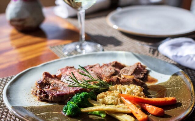 Beyond The Blue Horizon Villa Resort