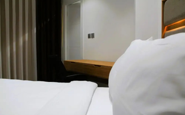 Plaza Athenee Hotel Kuwait