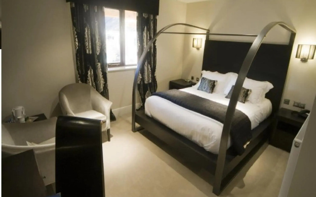 Hall Farm Hotel & Restaurant