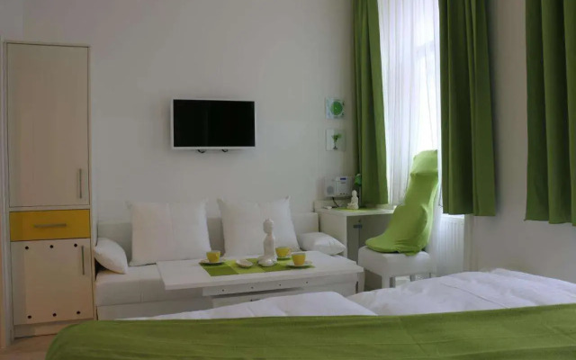 Ch-Hotel Luka