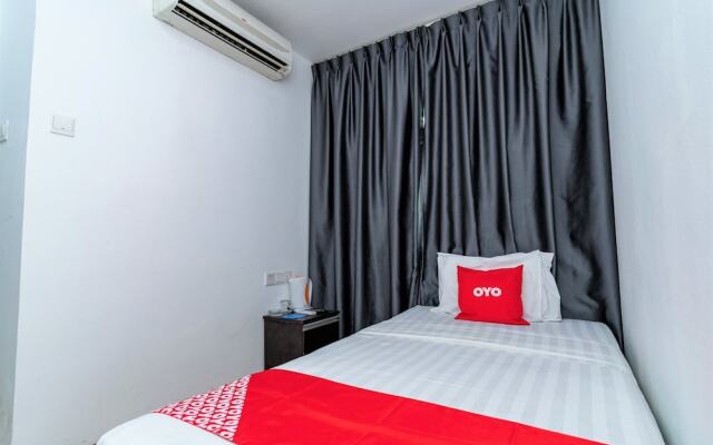 OYO 90375 Reggae Inn