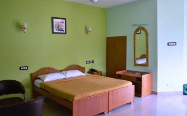 Laflora Paradise Residency