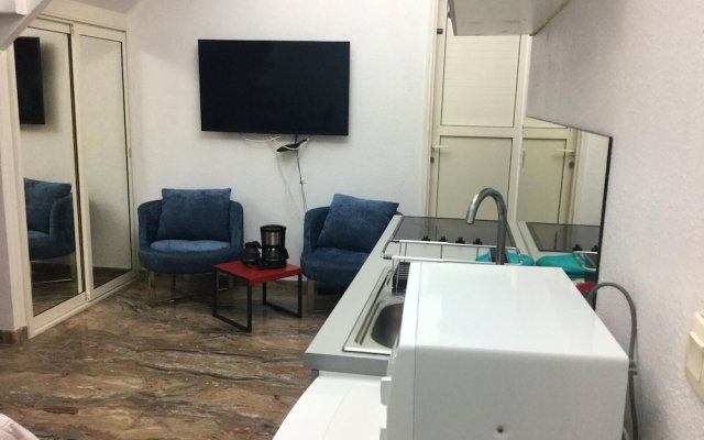 Studio in Sandy-ground, With Wonderful sea View, Shared Pool, Furnished Balcony — фото 2