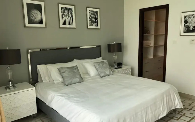 Ultimate Stay 4BR Burj Khalifa view