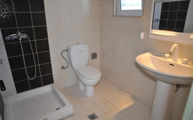 Nikitas Apartment