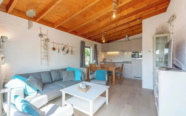 De Blenck 67 Family-friendly Bungalow