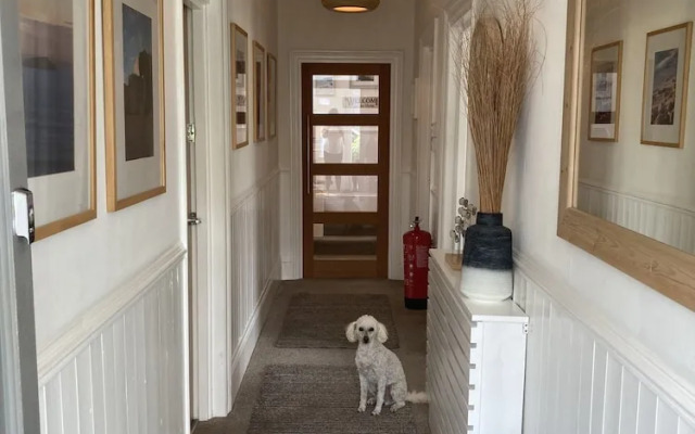 Summer Breeze Guest House