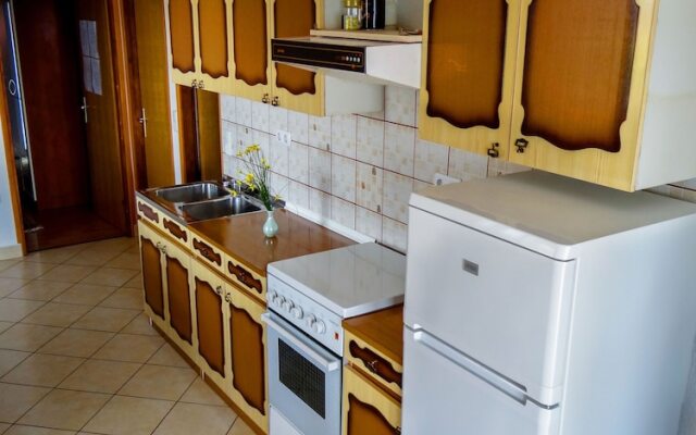 Beautiful Coastline View Apartment a4