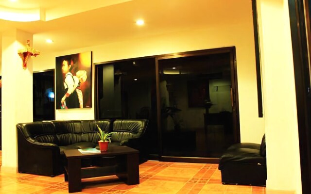 Ton Rak Residence