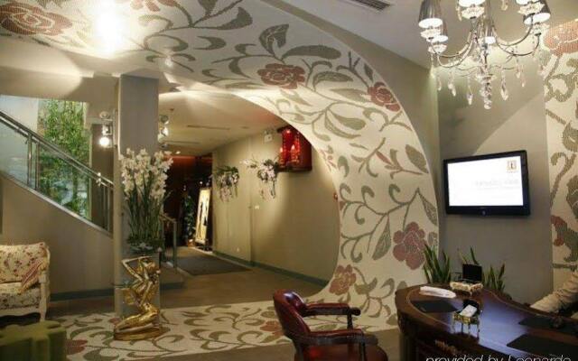 Yangtze River TOMOLO Hotel - Jianghan Road Branch