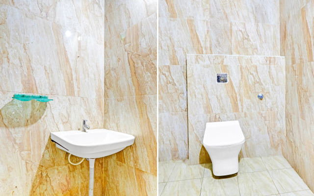 Capital O 70268 Vihari Grand Inn