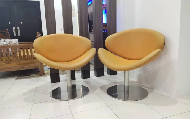 Nur Hartamas Homestayportdickson