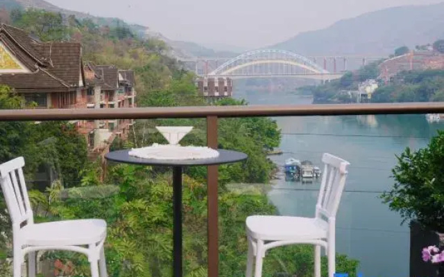 Xiangchen Chayu Homestay