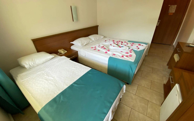 Crystal Club World of Colours - All inclusive