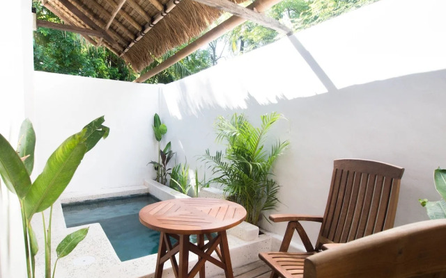 The Mandana Gili Air