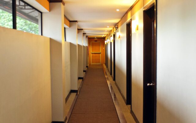 Hotel Tropika