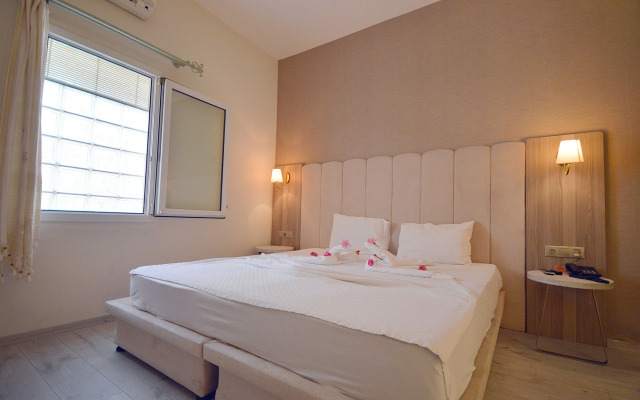 The Hotel 48
