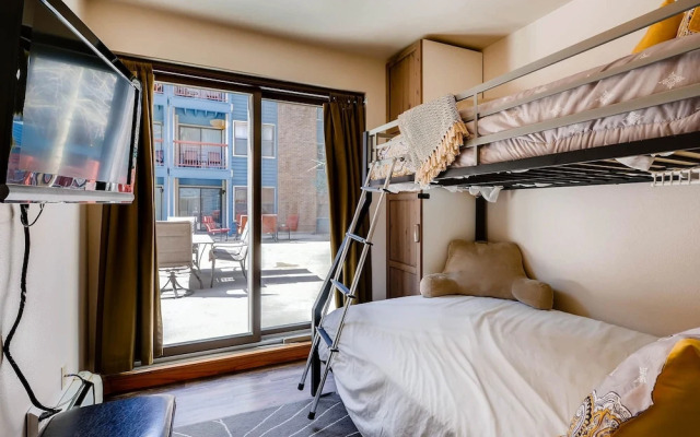 River Mountain Lodge #E1