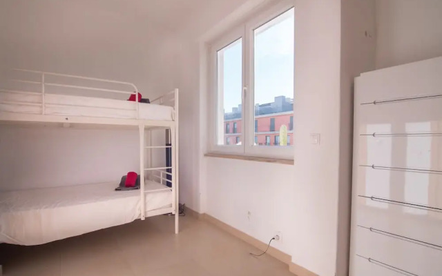 Lagos Apartment With Panoramic Yacht Marina Views