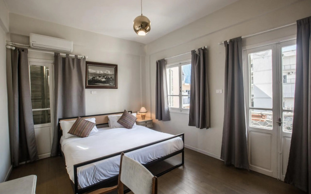 The Grand Meshmosh Hotel